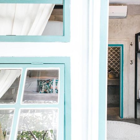 Kosta Hostel Seminyak Ngoại thất bức ảnh