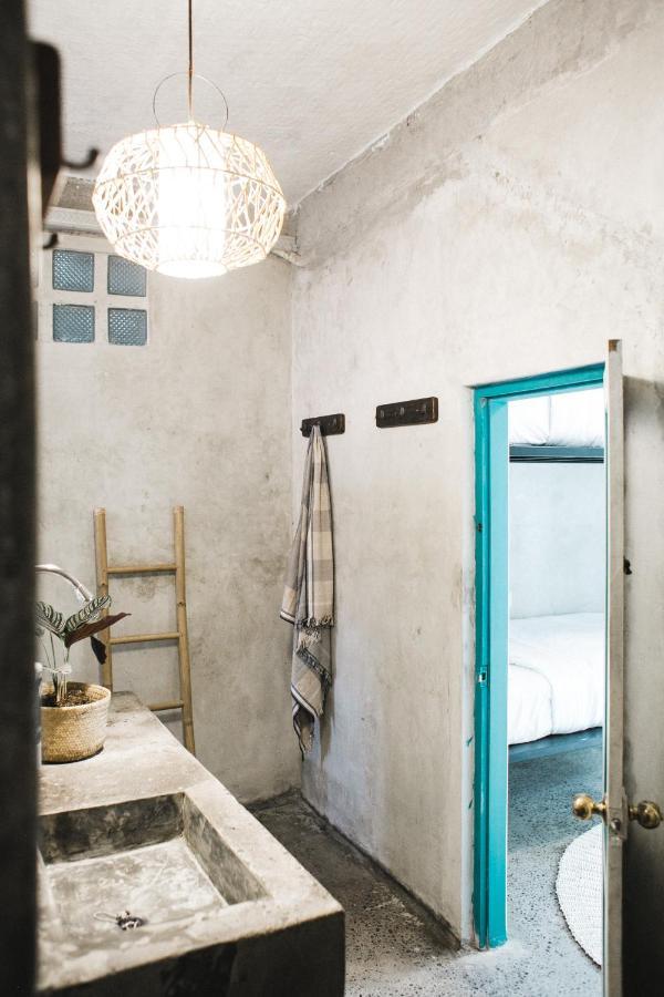 Kosta Hostel Seminyak Ngoại thất bức ảnh