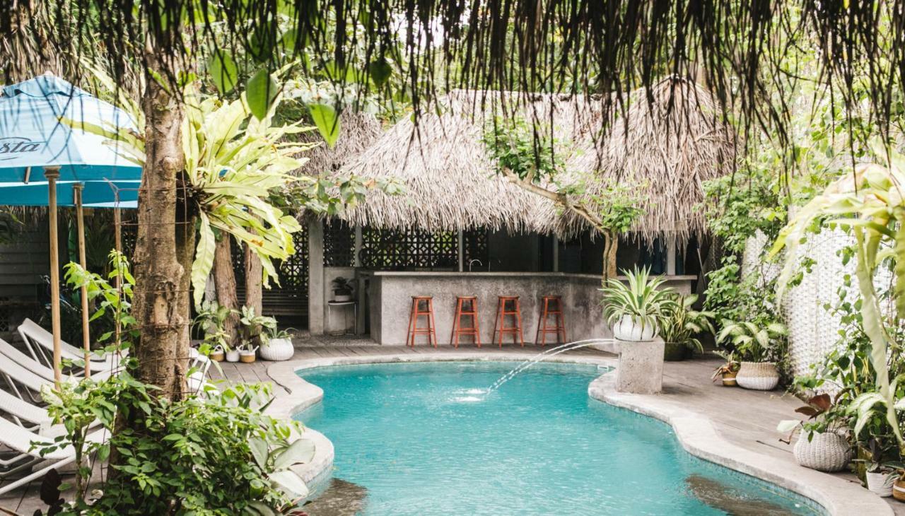 Kosta Hostel Seminyak Ngoại thất bức ảnh