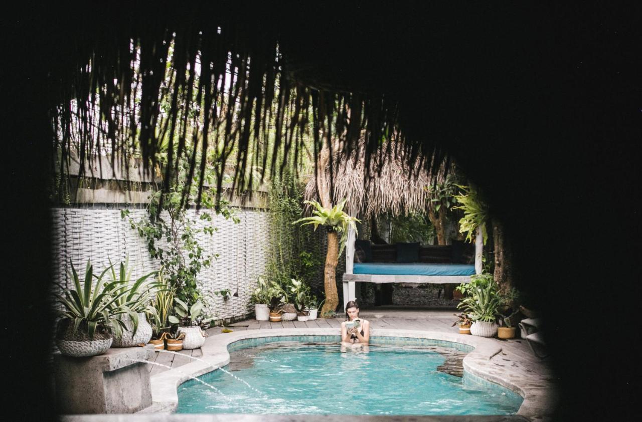 Kosta Hostel Seminyak Ngoại thất bức ảnh