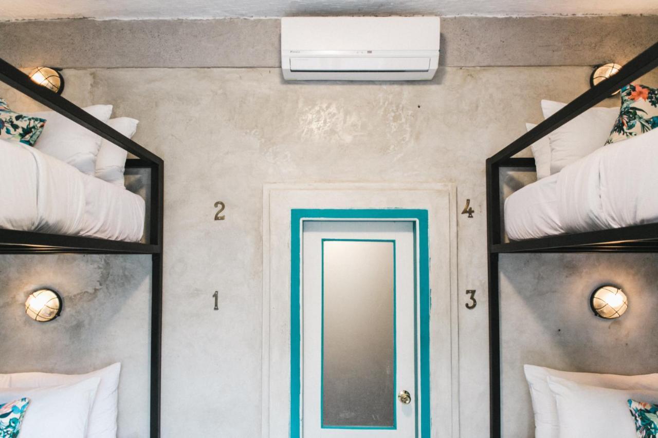 Kosta Hostel Seminyak Ngoại thất bức ảnh